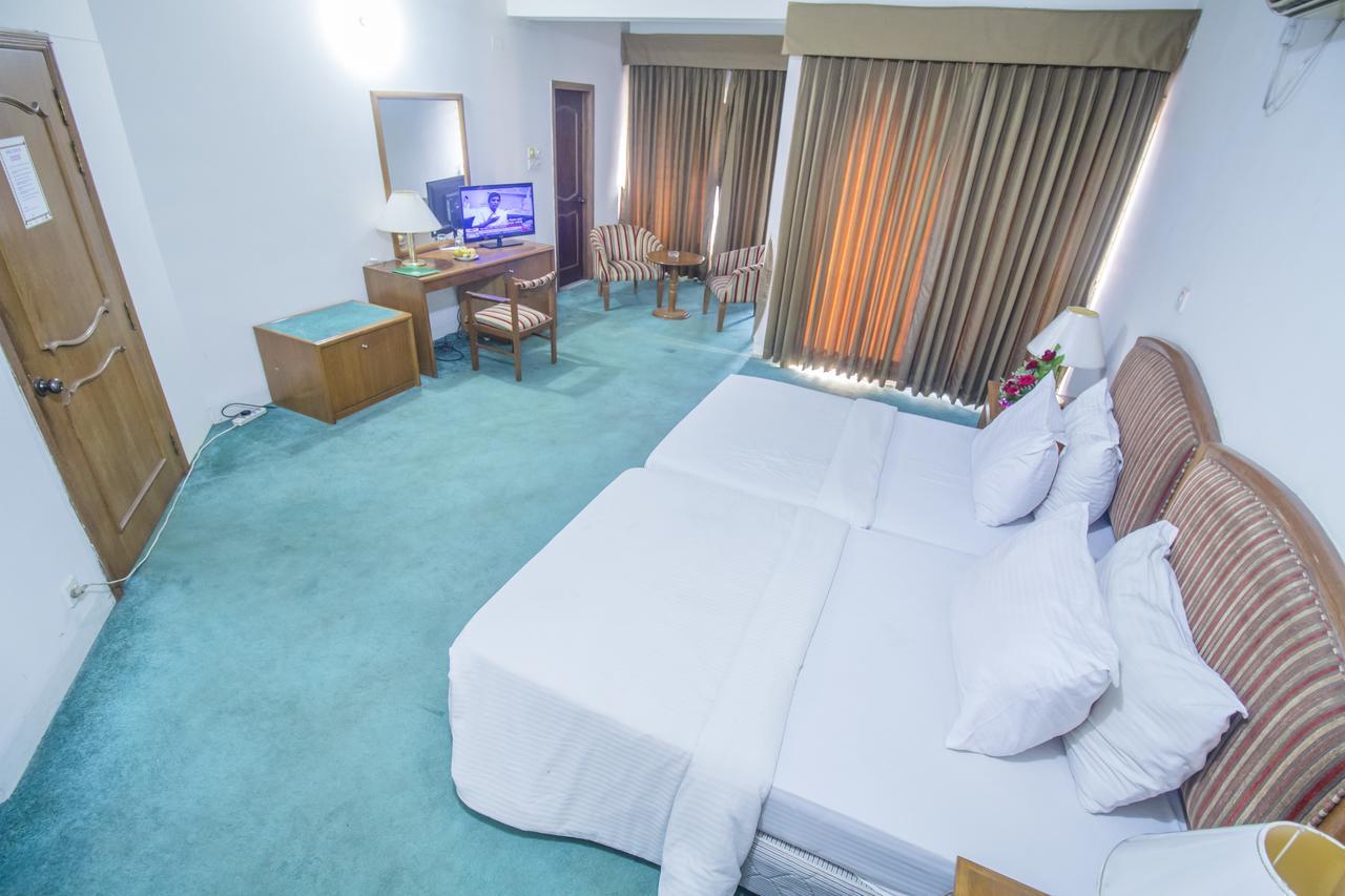 Hotel Swiss Park Dhaka Zewnętrze zdjęcie